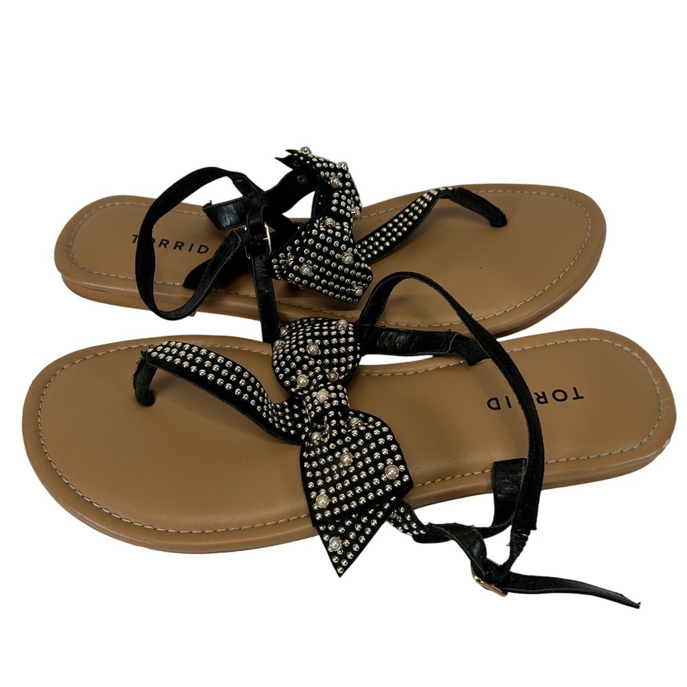 Torrid Womens 12W Black Studded Pearl Bow Strappy Flat Thong Sandals Wide Width